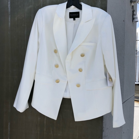 Blazer - Picture 2 of 2